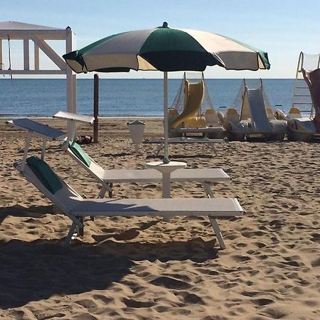 La Casa Al Mare Hotel Rimini Luaran gambar