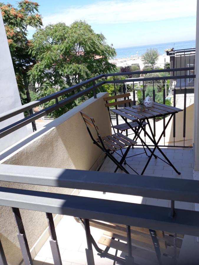 La Casa Al Mare Hotel Rimini Luaran gambar